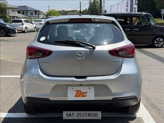 Mazda MAZDA2 2021-04 6995404-22