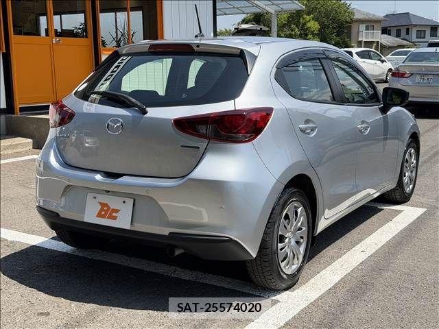 Mazda MAZDA2 2021-04 6995404-23
