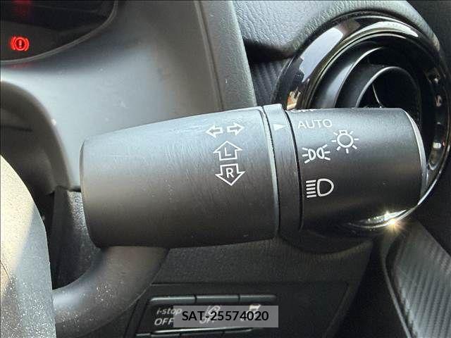 Mazda MAZDA2 2021-04 6995404-26
