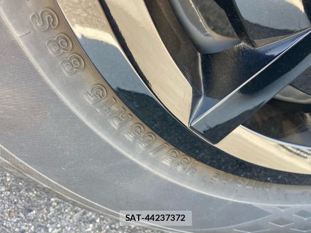 Mazda MAZDA2 2023-11 6995396-9