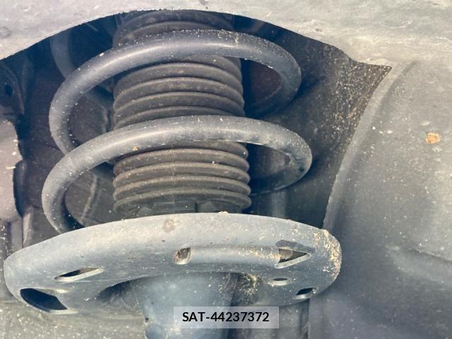 Mazda MAZDA2 2023-11 6995396-8