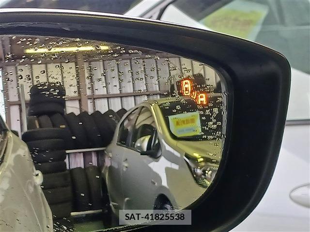 Mazda MAZDA2 2021-05 7221355-12