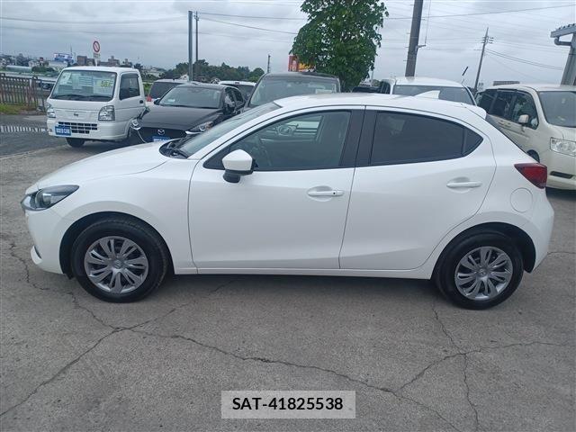 Mazda MAZDA2 2021-05 7221355-4