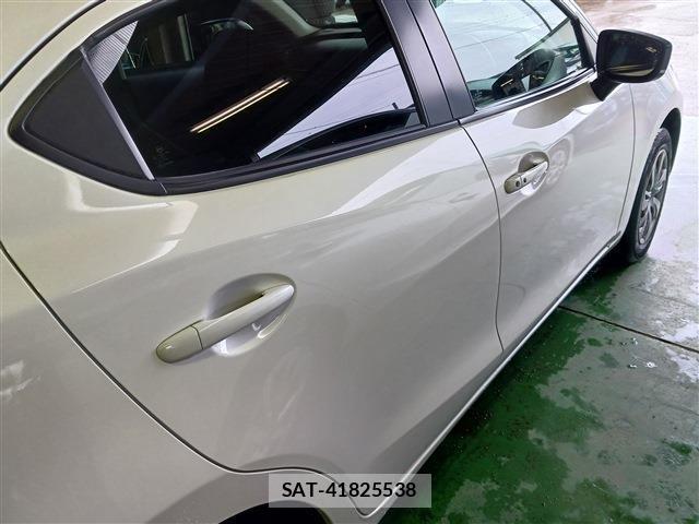 Mazda MAZDA2 2021-05 7221355-6