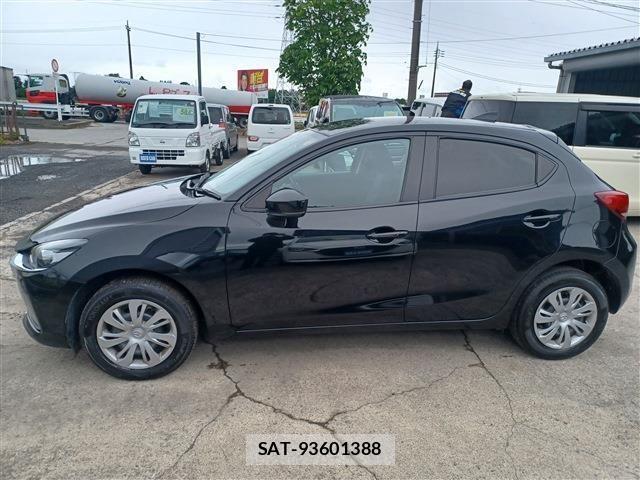 Mazda MAZDA2 2021-05 7221353-4
