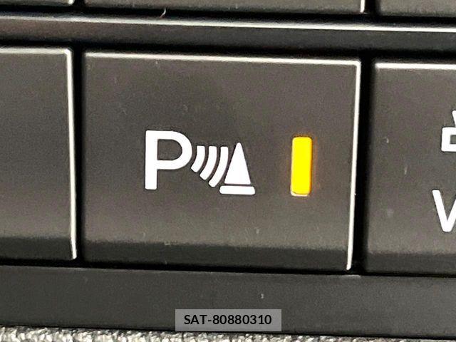 Mazda MAZDA2 2022-07 7221354-6