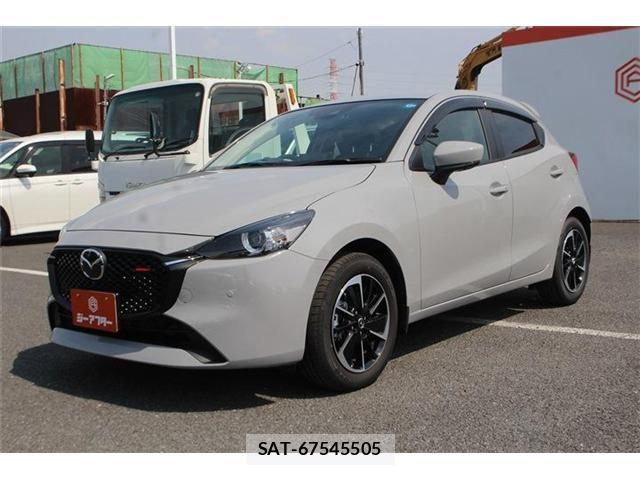 Mazda MAZDA2 2026-03 7221360-9