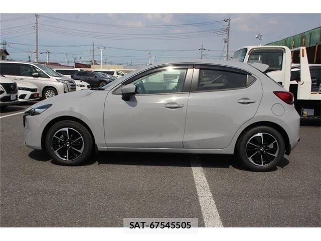 Mazda MAZDA2 2026-03 7221360-10