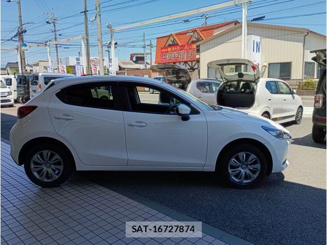 Mazda MAZDA2 2021-04 7221350-3