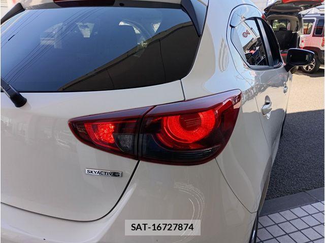 Mazda MAZDA2 2021-04 7221350-6