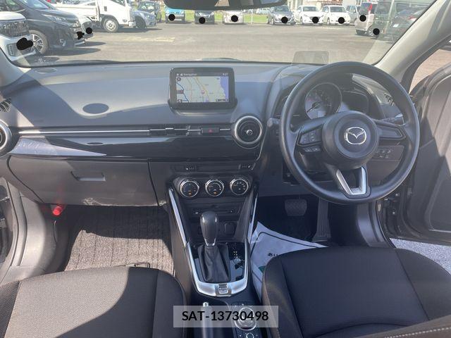 Mazda MAZDA2 2020-06 7221352-17