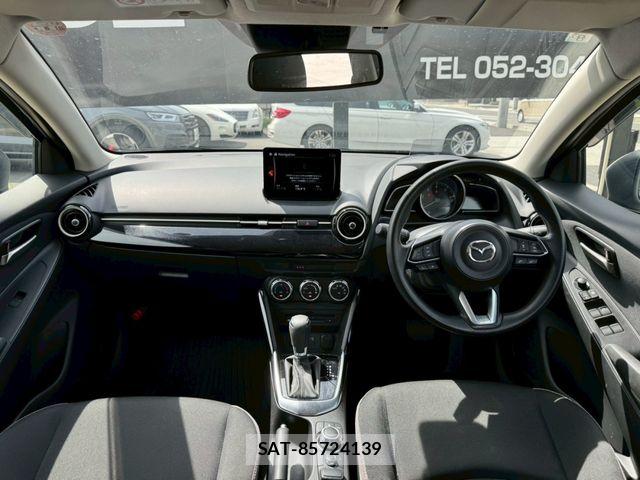 Mazda MAZDA2 2023-08 7221366-11