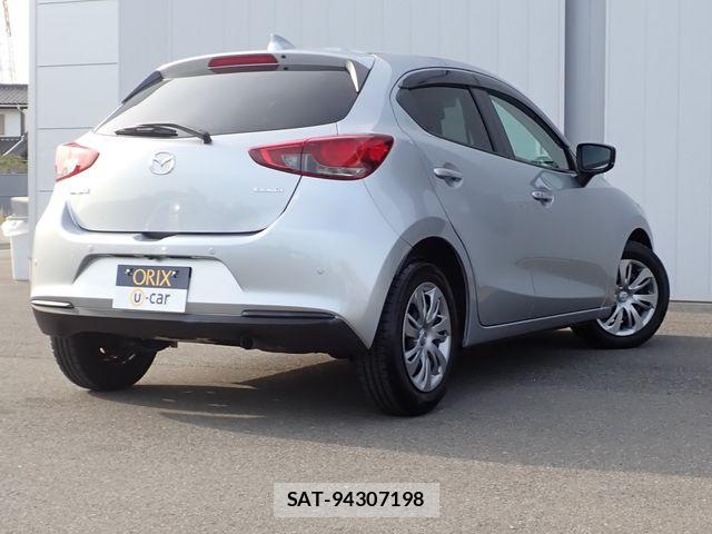 Mazda MAZDA2 2021-03 7218025-2