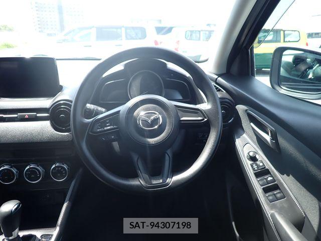 Mazda MAZDA2 2021-03 7218025-4