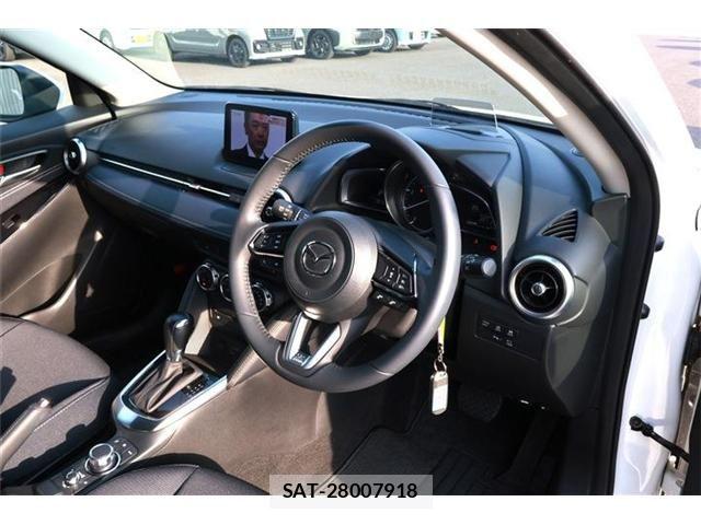 Mazda MAZDA2 2021-04 7251423-9