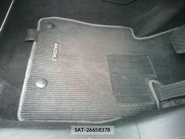 Mazda MAZDA2 2023-04 7272270-17