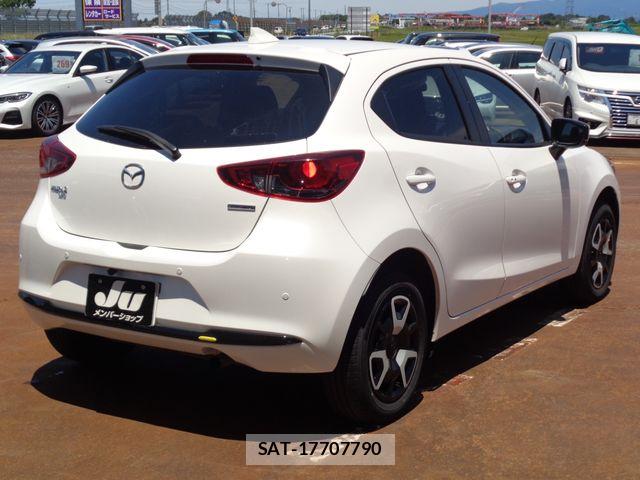 Mazda MAZDA2 2024-04 7392789-2
