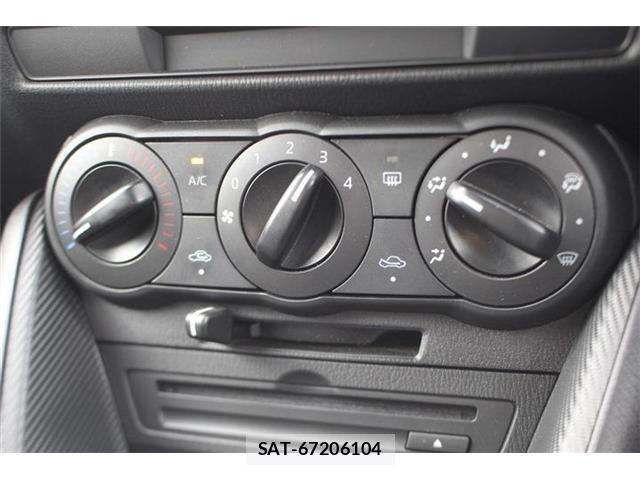 Mazda MAZDA2 2020-10 7392791-6