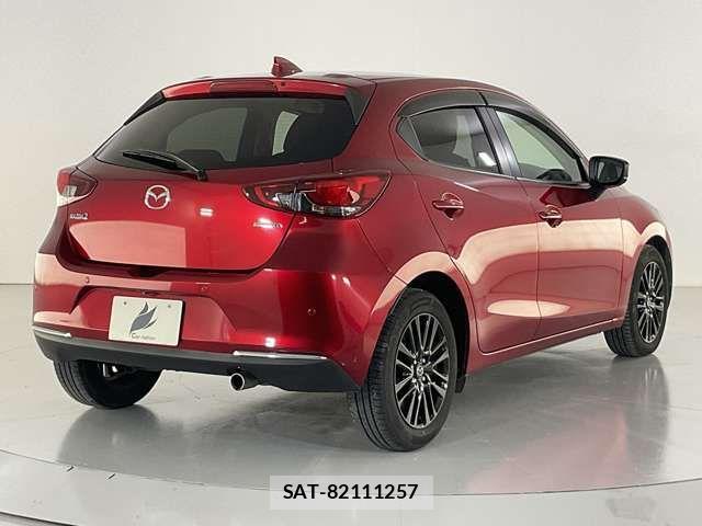 Mazda MAZDA2 2021-11 7392786-5