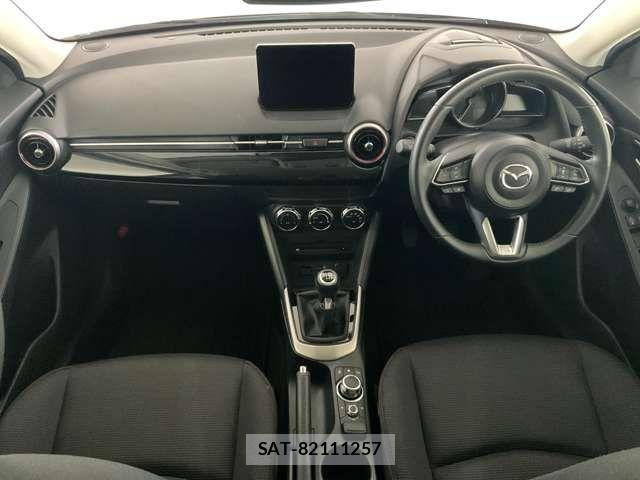 Mazda MAZDA2 2021-11 7392786-12