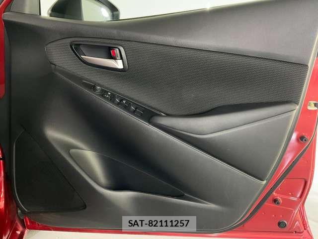 Mazda MAZDA2 2021-11 7392786-13