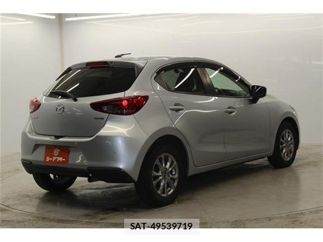 Mazda MAZDA2 2021-01 7455574-4