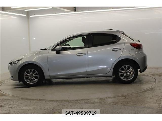 Mazda MAZDA2 2021-01 7455574-7