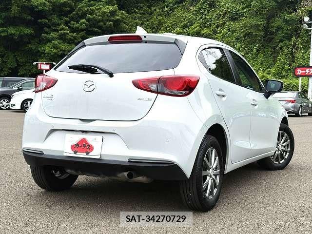 Mazda MAZDA2 2019-11 7455569-2