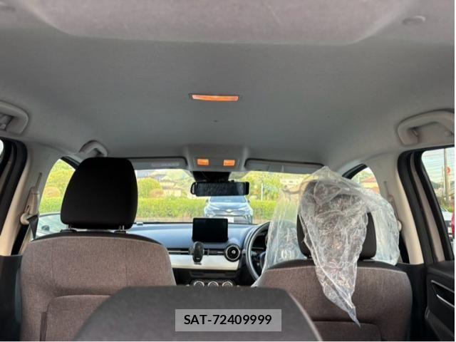 Mazda MAZDA2 2023-06 7455570-14