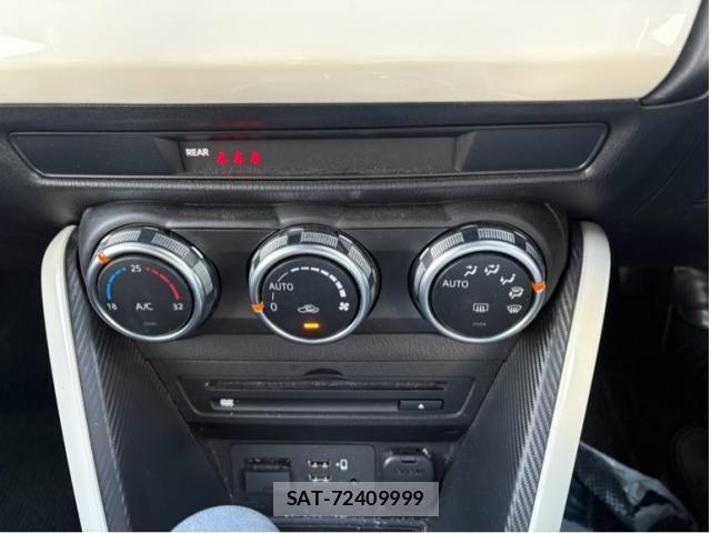Mazda MAZDA2 2023-06 7455570-20