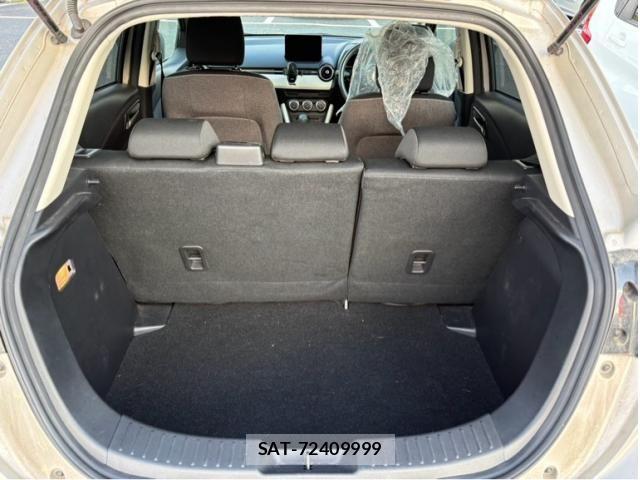 Mazda MAZDA2 2023-06 7455570-6