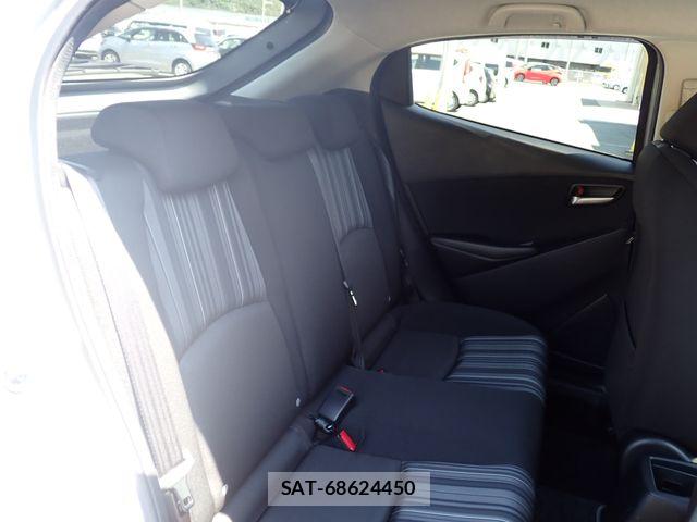 Mazda MAZDA2 2022-11 7509146-18