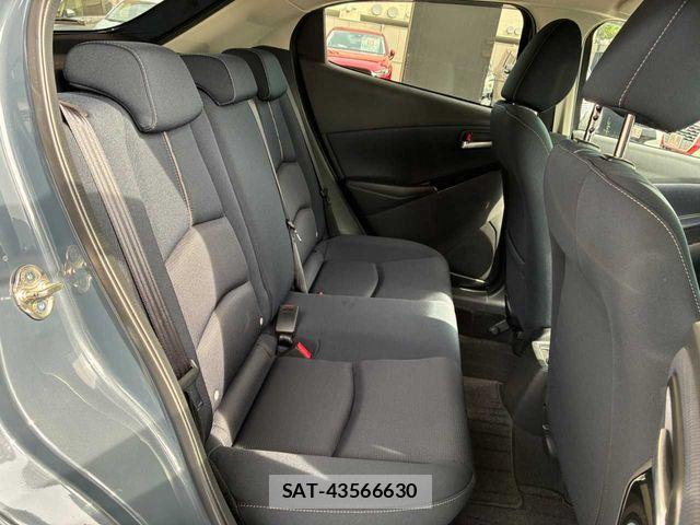 Mazda MAZDA2 2020-11 7509141-15