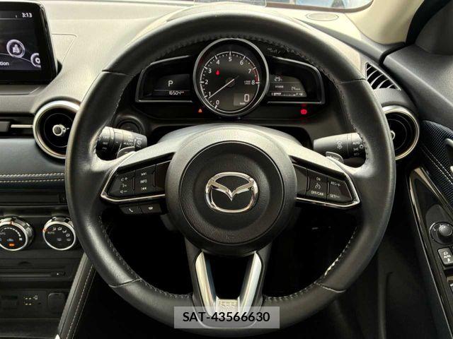 Mazda MAZDA2 2020-11 7509141-3