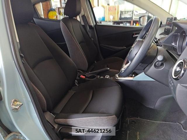 Mazda MAZDA2 2023-03 7562396-20