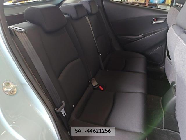 Mazda MAZDA2 2023-03 7562396-22