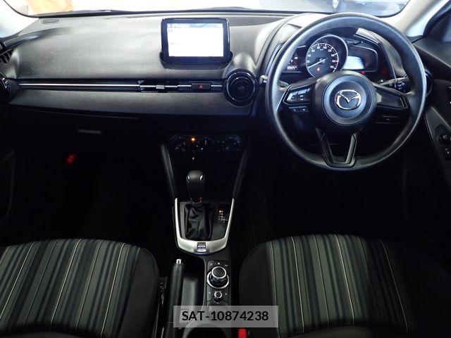 Mazda MAZDA2 2021-04 7617874-1
