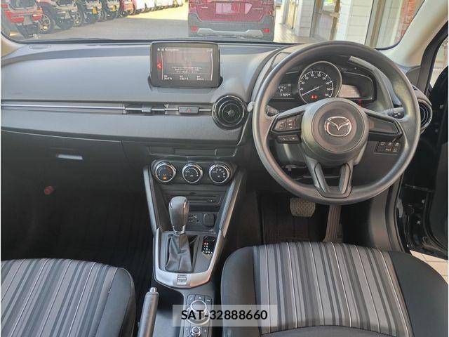 Mazda MAZDA2 2021-05 7617875-1