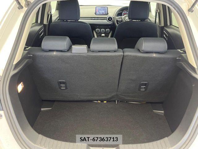 Mazda MAZDA2 2019-12 7617872-12
