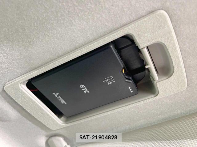 Mazda MAZDA2 2024-08 7617869-5