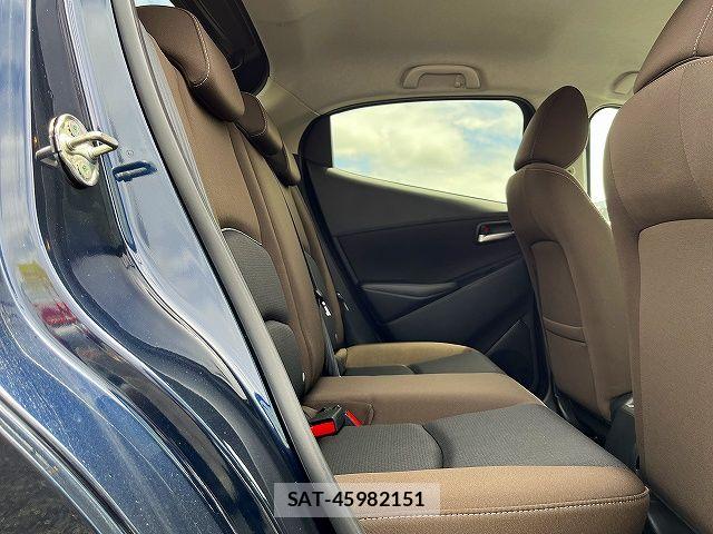 Mazda MAZDA2 2022-07 7617871-9