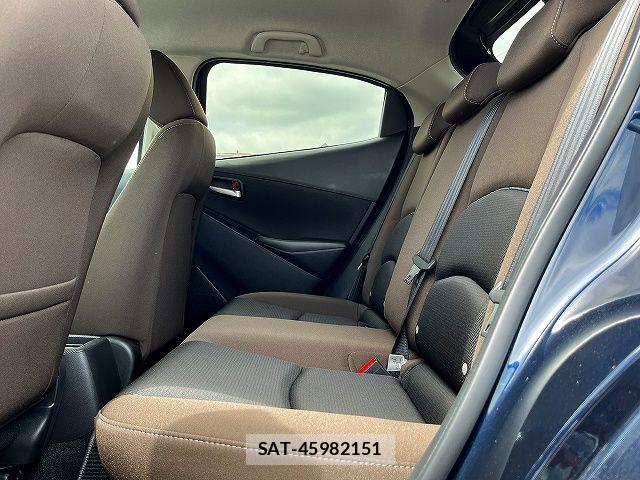 Mazda MAZDA2 2022-07 7617871-12