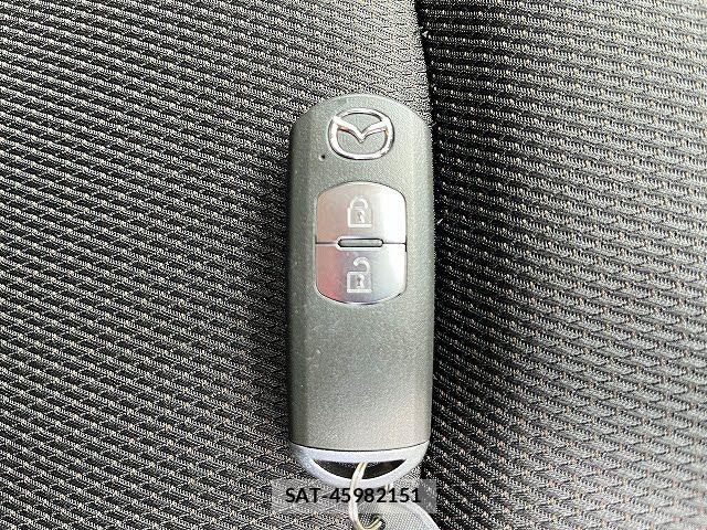 Mazda MAZDA2 2022-07 7617871-25