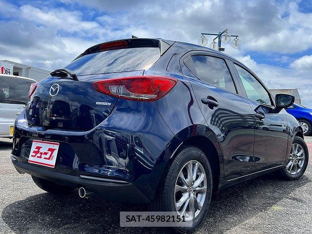 Mazda MAZDA2 2022-07 7617871-2