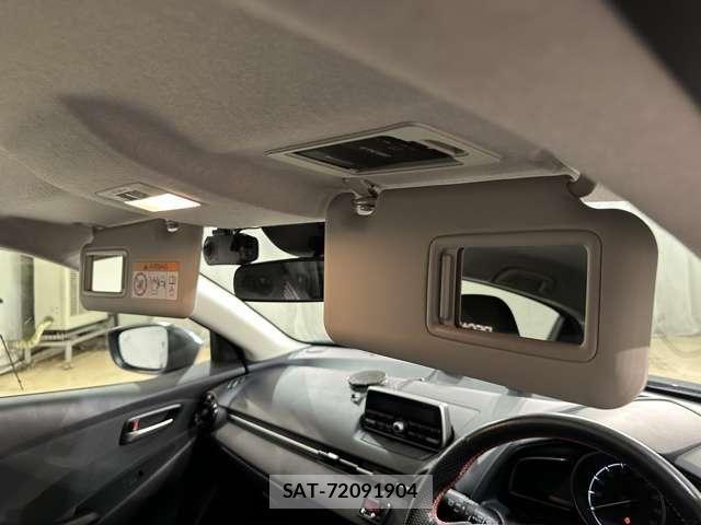 Mazda MAZDA2 2019-10 7725351-23