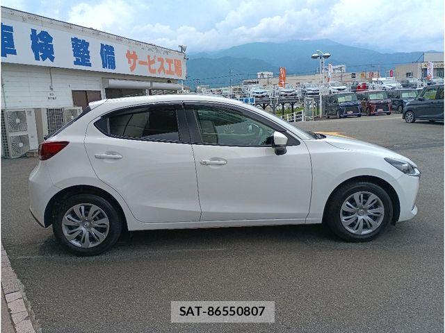 Mazda MAZDA2 2021-03 7786768-16