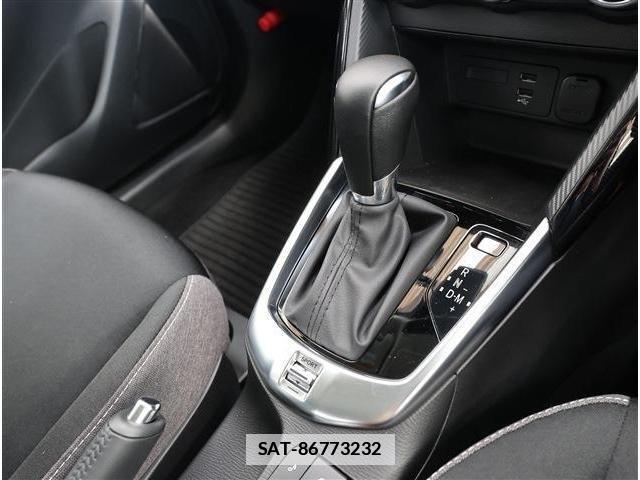 Mazda MAZDA2 2026-01 7786771-9