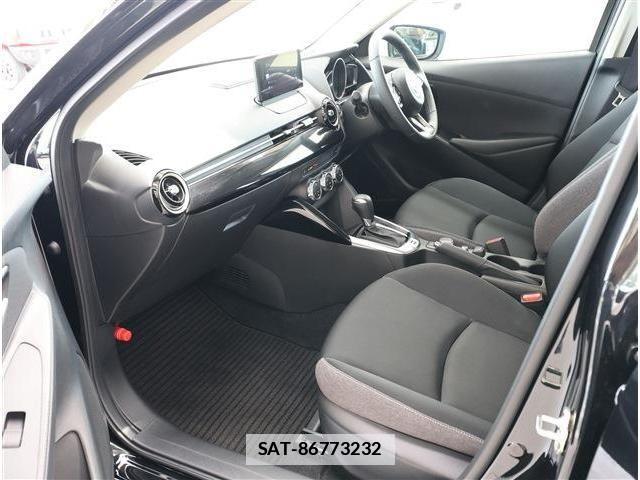 Mazda MAZDA2 2026-01 7786771-18