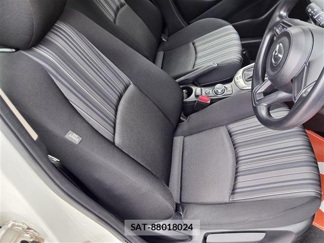 Mazda MAZDA2 2021-05 7877571-13