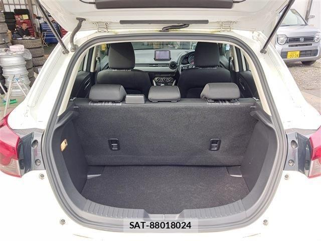 Mazda MAZDA2 2021-05 7877571-17